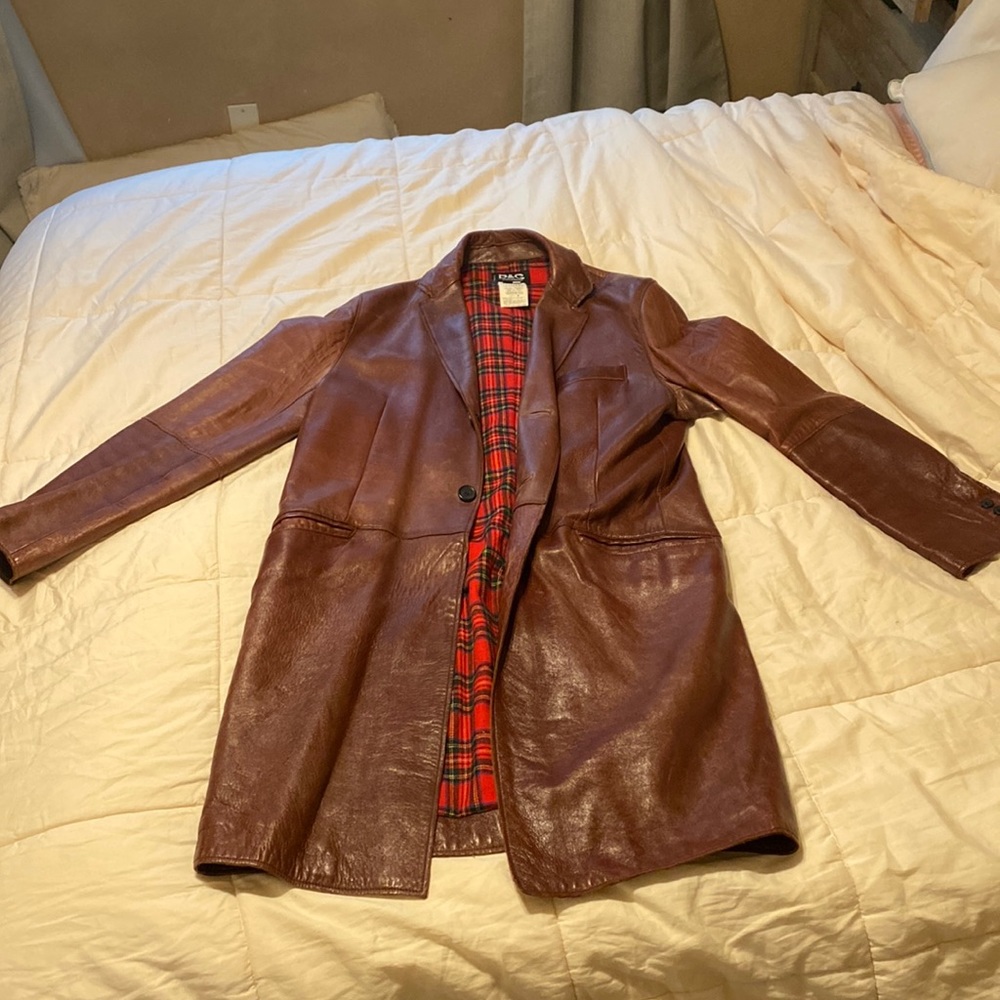 Mens genuine vintage leather dolce and gabbana leather coat. Great condition